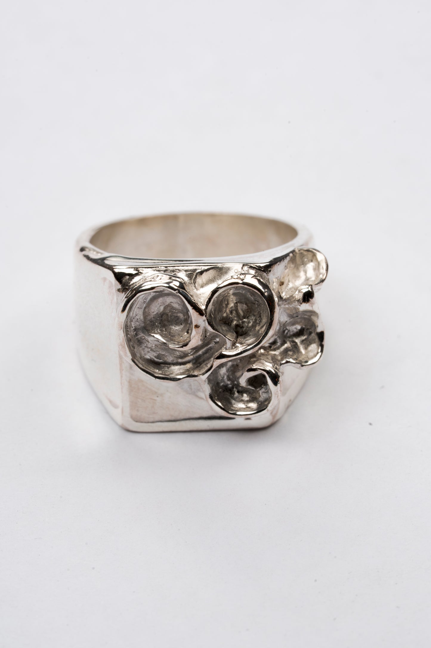 Jasmine Signet