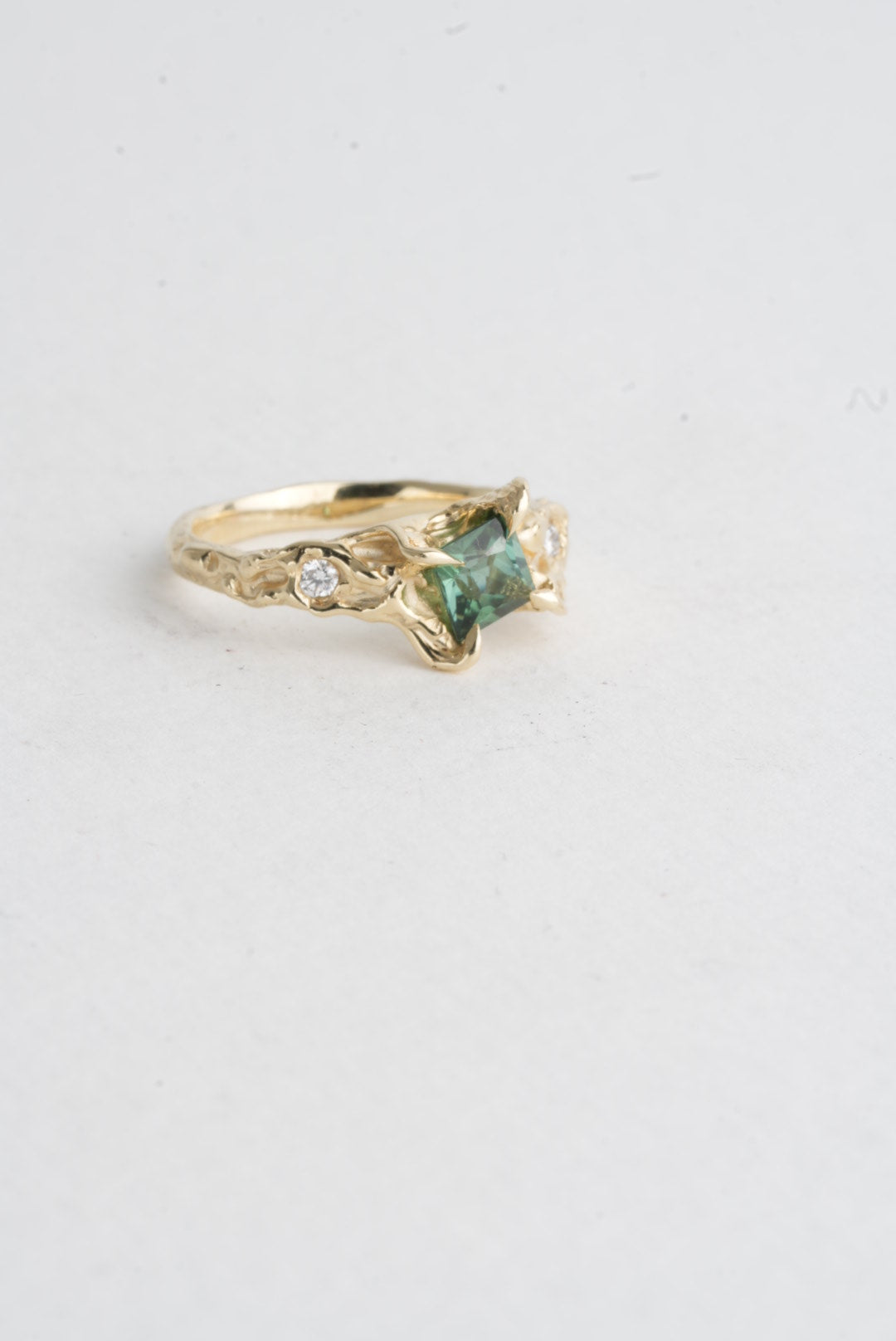 Isla Ring