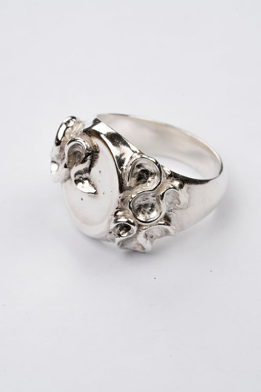 Honeysuckle Signet