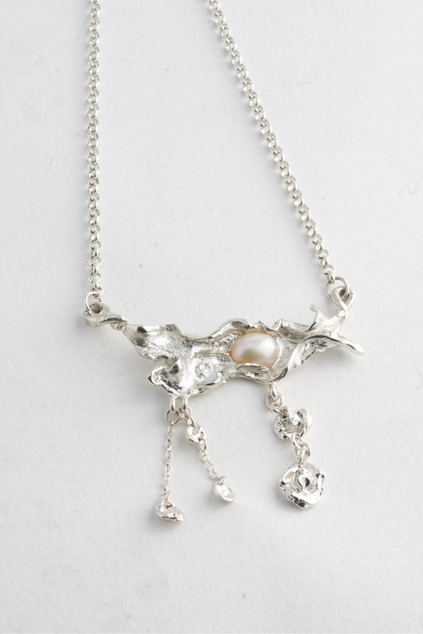 Weeping Pearl Necklace