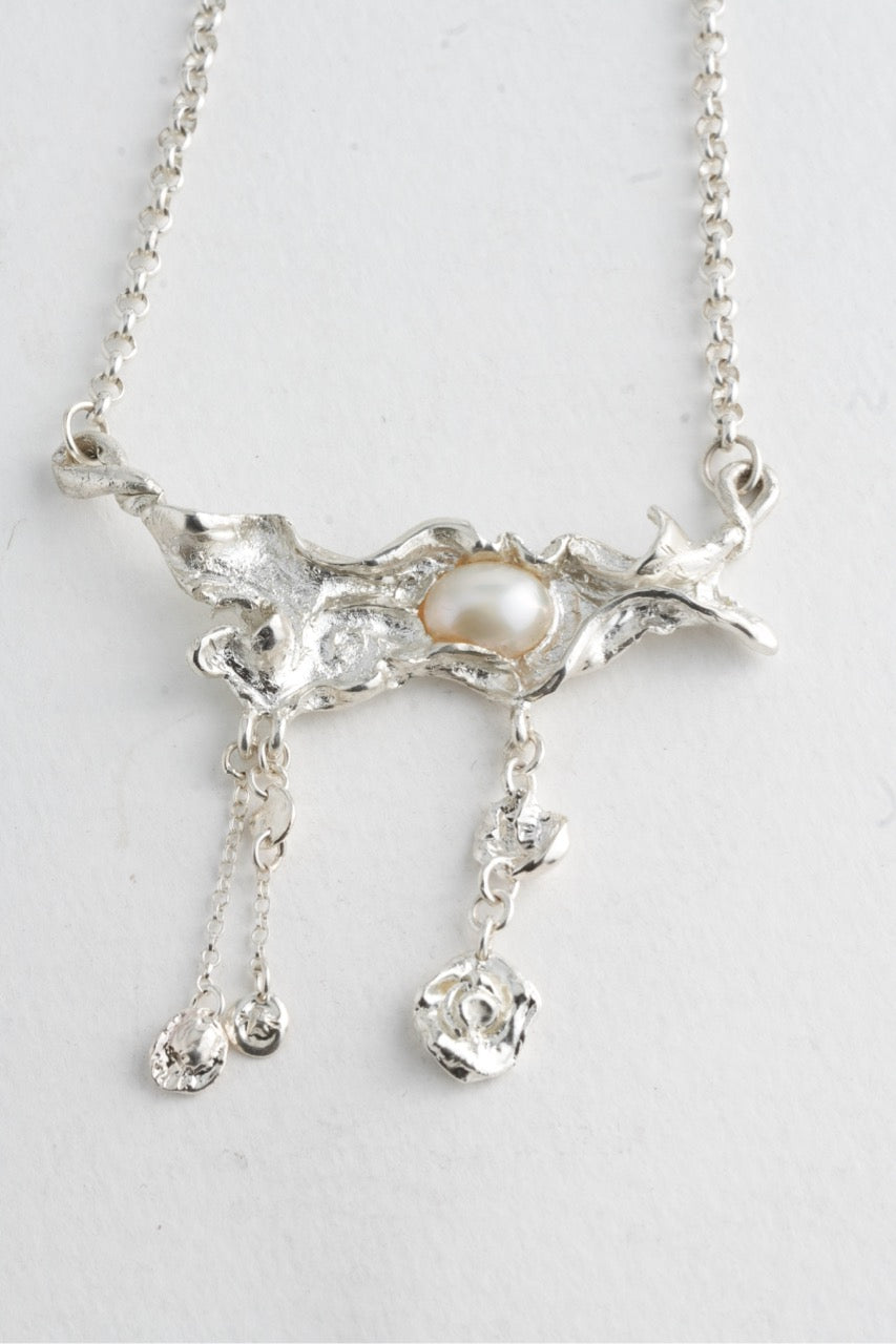Weeping Pearl Necklace