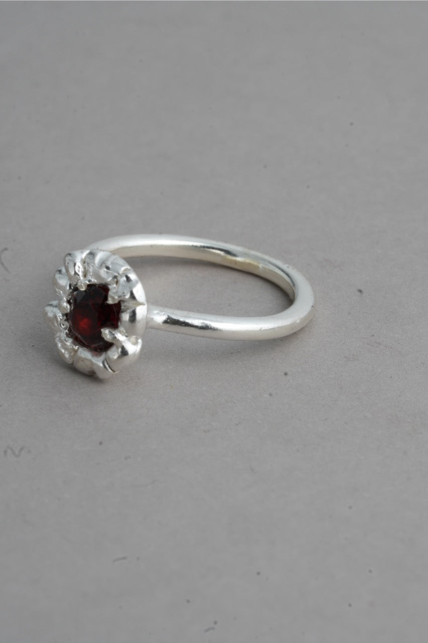 Alice Ring - Garnet
