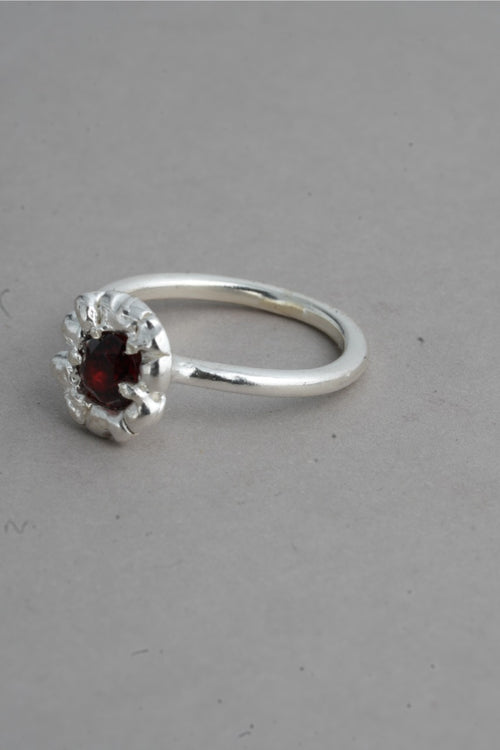 Alice Ring - Garnet