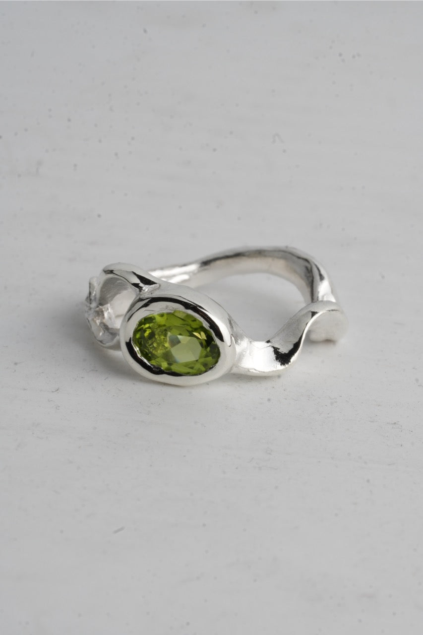 Trident Ring - Peridot