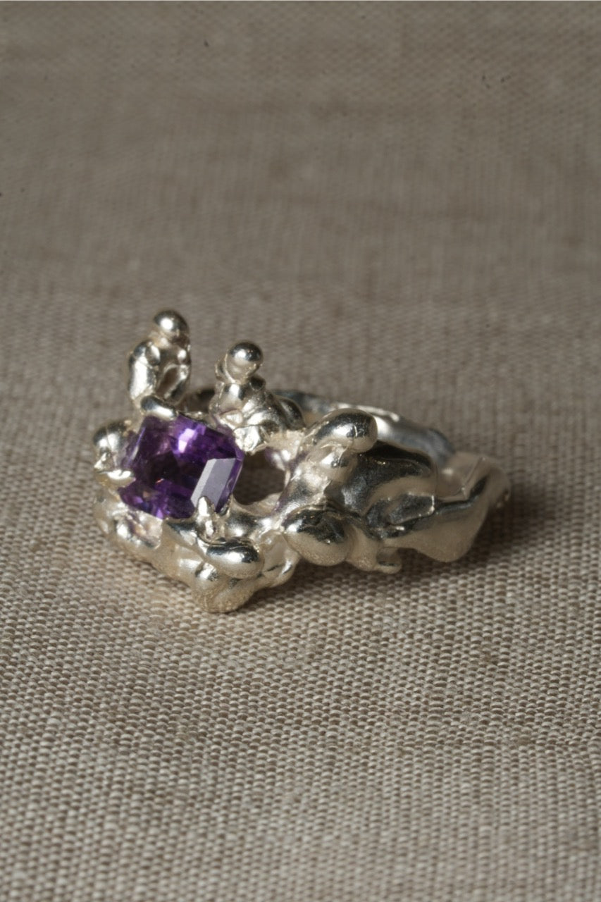 Cauldron Ring - Amethyst