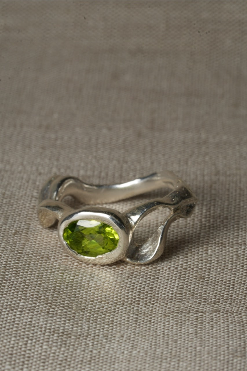Trident Ring - Peridot
