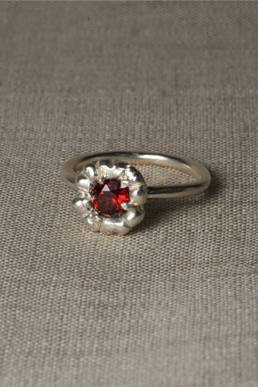 Alice Ring - Garnet