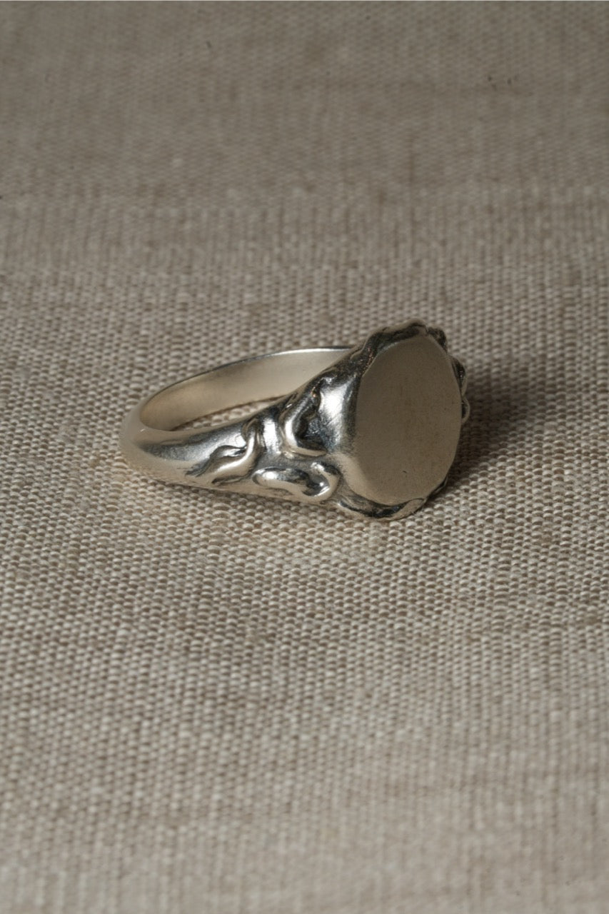 Spring Signet - M