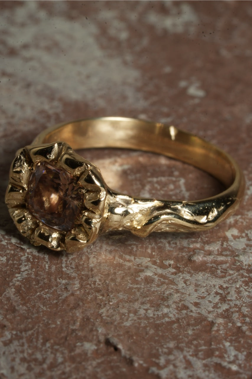 Mirage Fleur Ring - Zircon