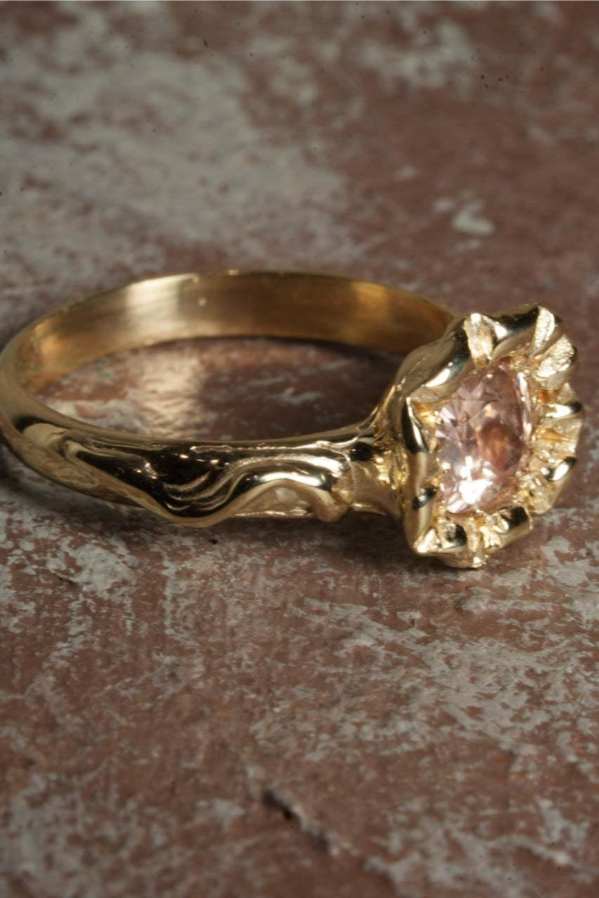 Mirage Fleur Ring - Zircon