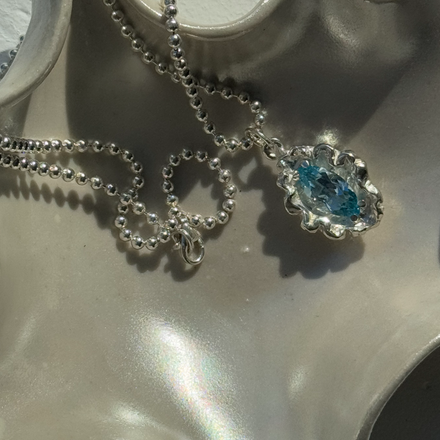 Folios Necklace